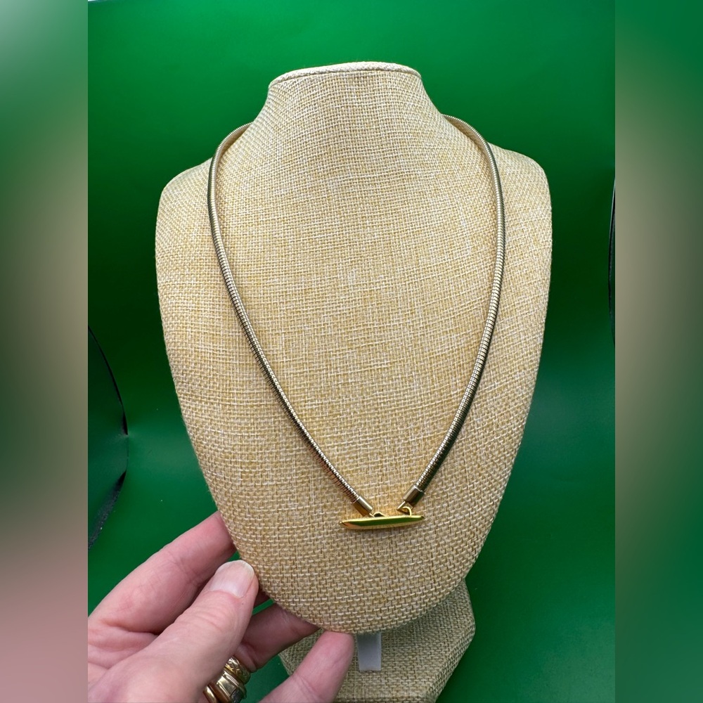 Vintage Disco Era Stretch Thin Narrow Belt / Necklace Stretchy Gold Tone 25 Inch